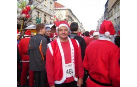 Course des Pères Noël à FORBACH